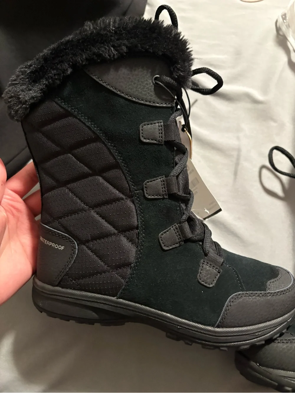 Columbia Black Waterproof Lace-Up Winter Boots with Faux Fur Cuff